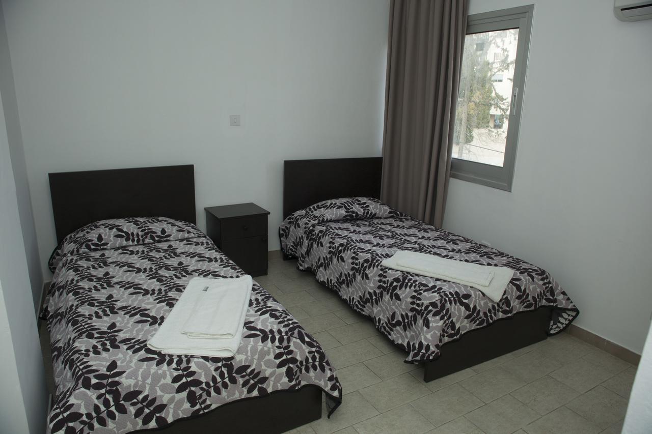 Anemos Apartments Limassol Eksteriør billede